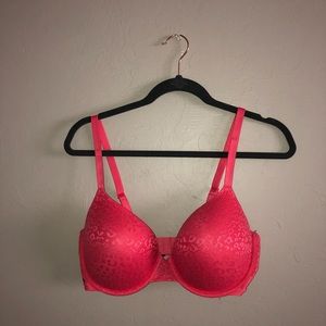 hot pink leopard print lace victoria’s secret bra